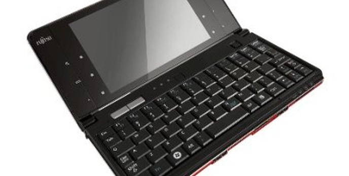 Fujitsu LifeBook UH900, czyli pełnowartościowy komputer o wymiarach palmtopa