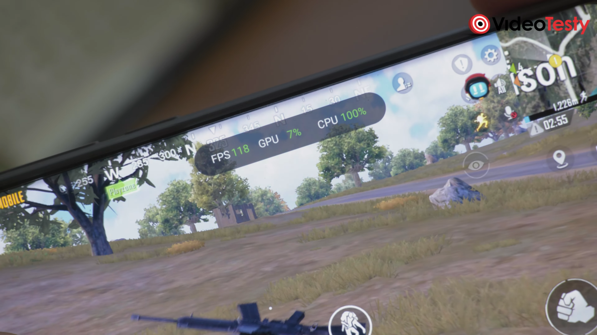 Prawie 118 klatek na sekundę w PUBG, zbliżenie na ekran Realme GT 6