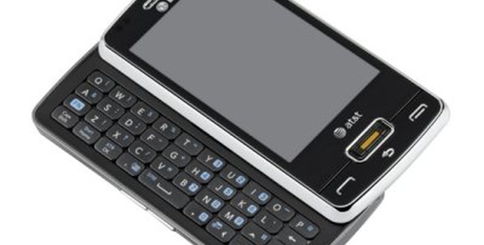LG eXpo GW820 – smartfon z pikoprojektorem i czytnikiem linii papilarnych