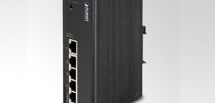 5 portowy przełącznik przemysłowy 10/100Mbps  z obsługą 4 urządzeń PoE  