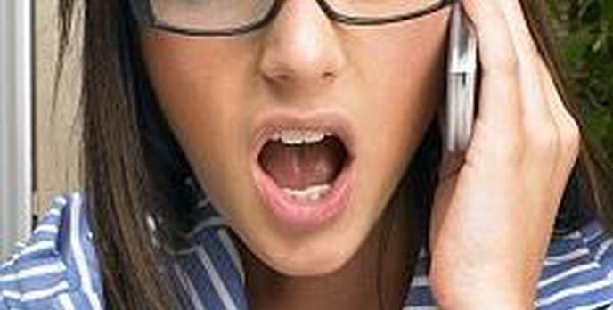 Naładuj swój telefon głosem