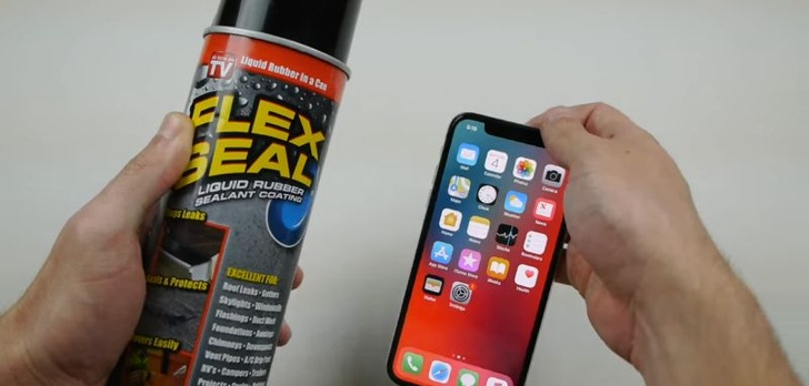 Ekstremalny test iPhone X - Płynna guma i upadek z 30 metrów