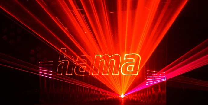 Imponujący rozwój marki Hama - Od kliszy do potężnej mocy i AI!