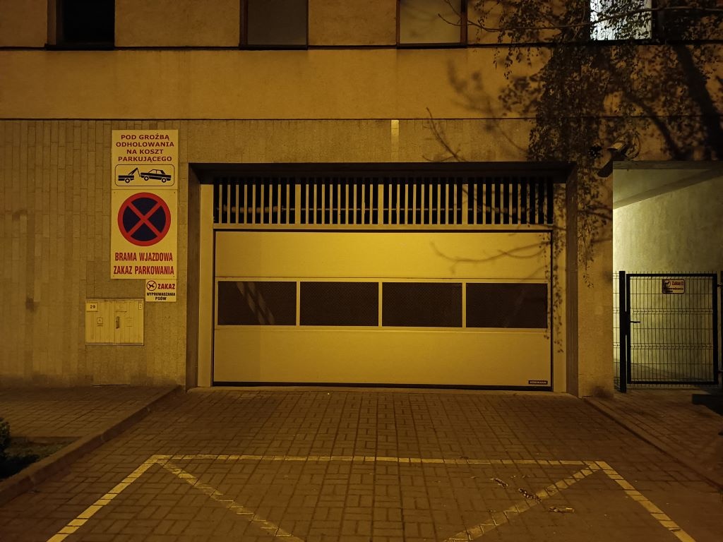 Tryb nocny zmienia jakość kadru