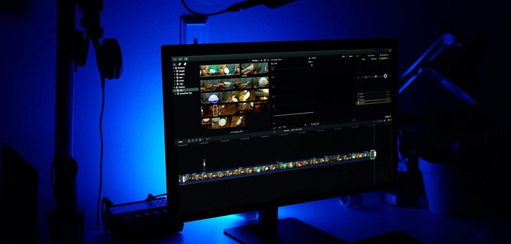 Philips prezentuje serię E9 - Monitory do biura i do domu