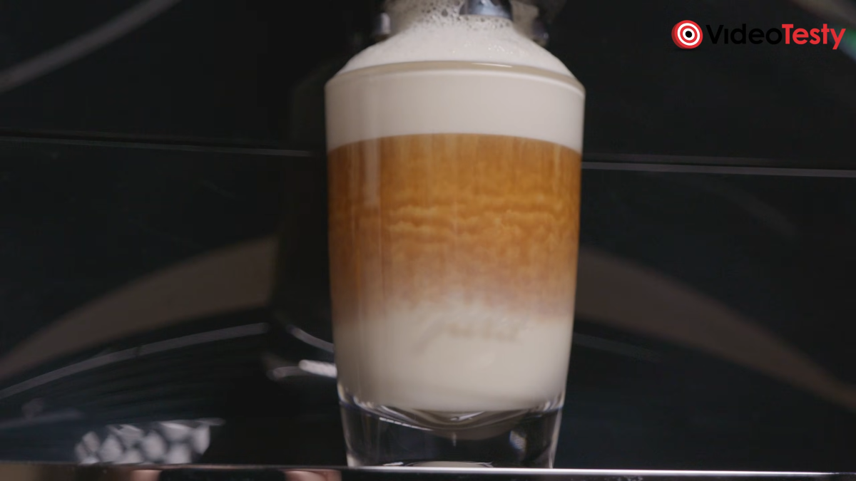 Latte Macchiatto w Jura C9