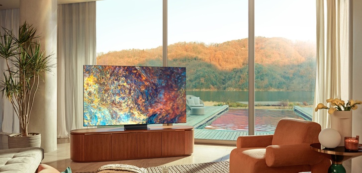 Nowe telewizory QLED Samsunga oraz piloty na baterie słoneczne