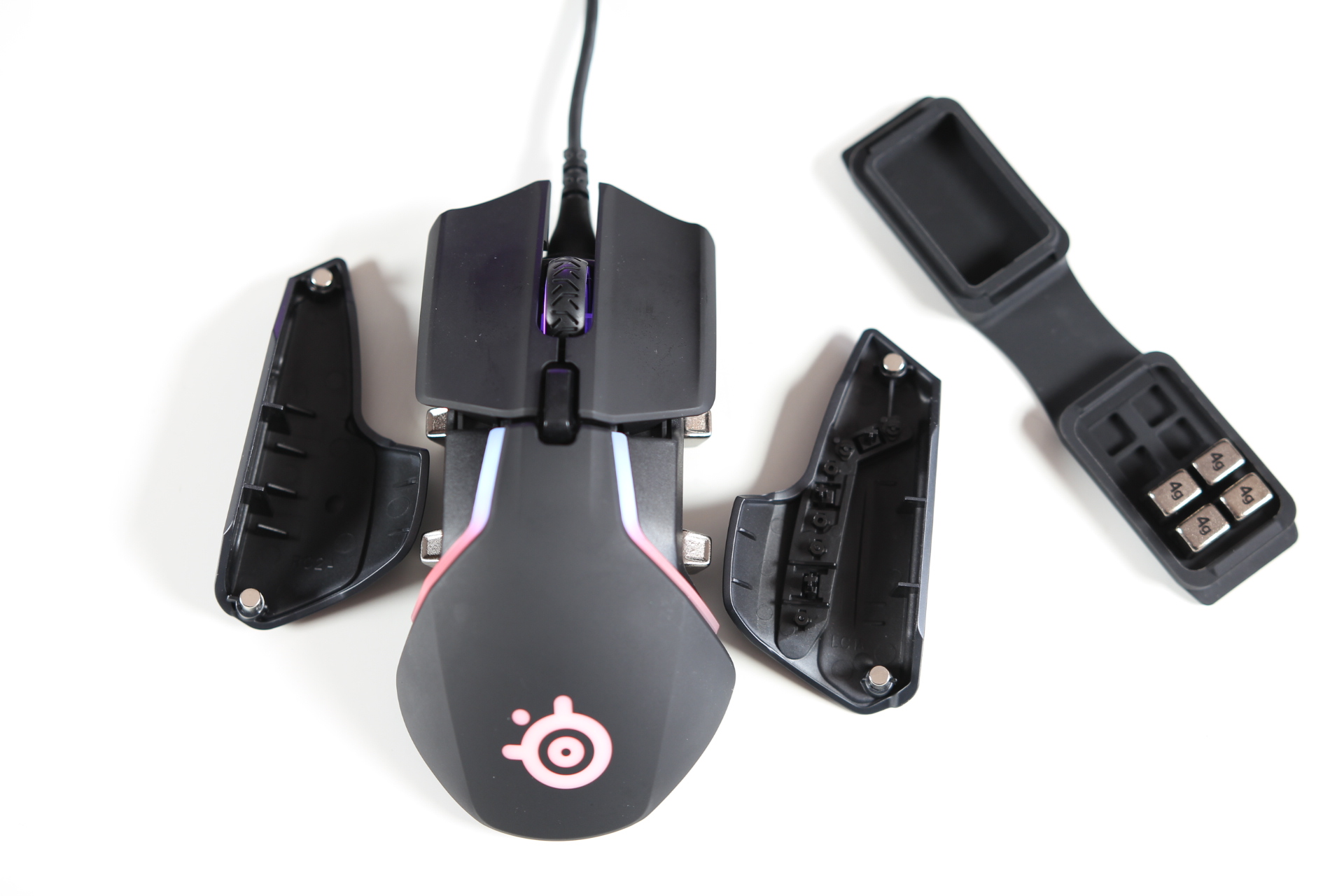 Rozłożona SteelSeries Rival 600