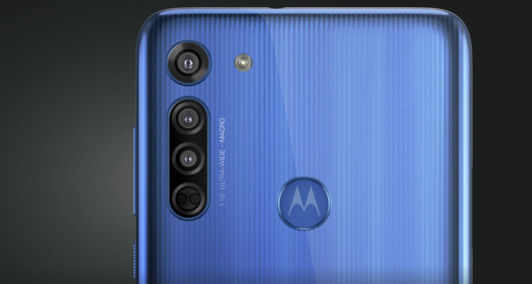 Moto G8 cztery aparaty