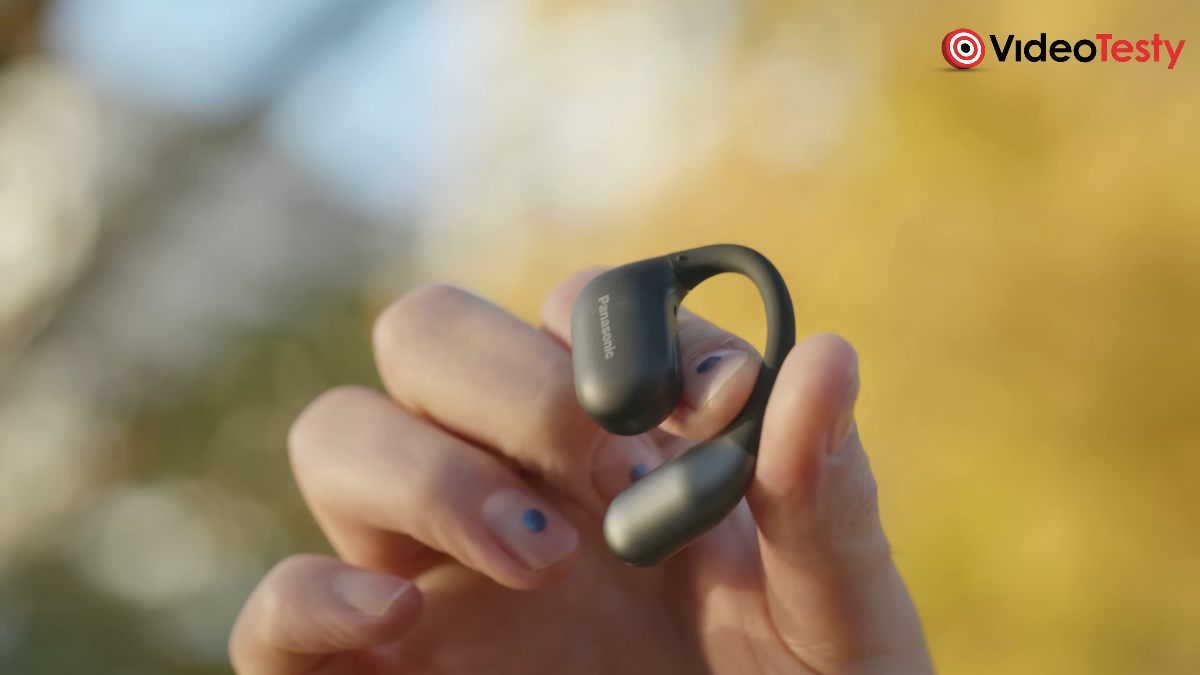 Panasonic Open True Wireless RB-F10 w ręce