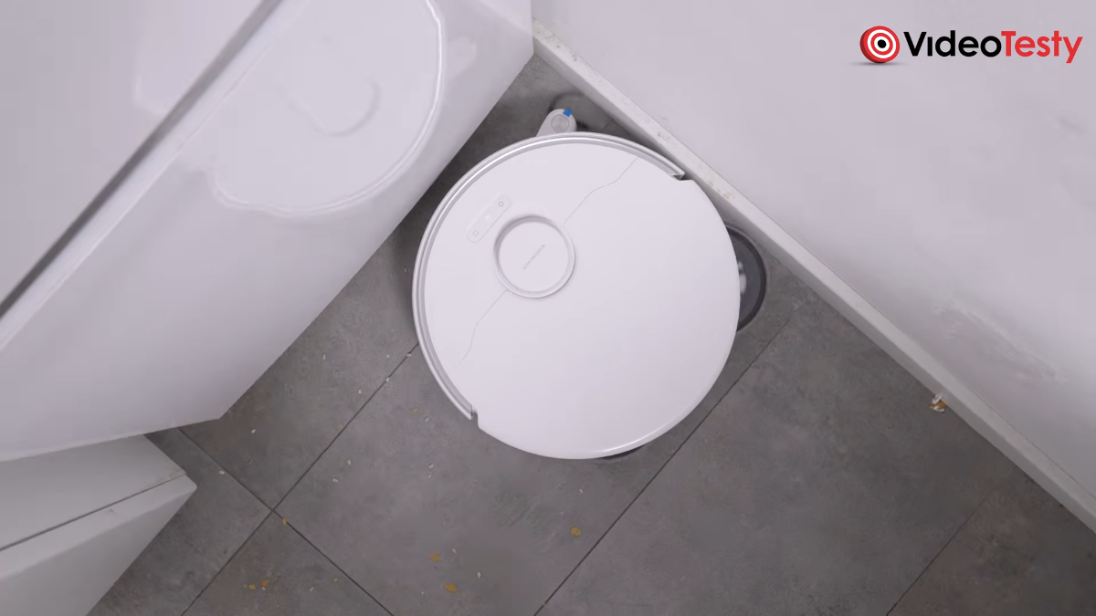 MOVA P50 Ultra przy ścianie